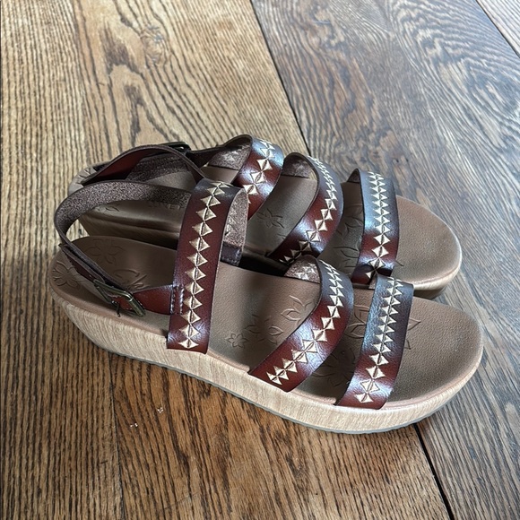 Skechers Shoes - Skechers Brown Strappy Studded Wedge Sandals